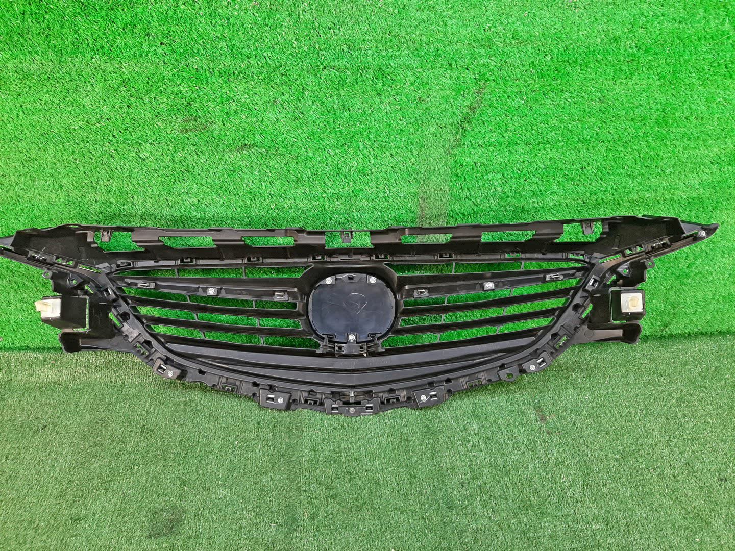 Решетка радиатора MAZDA ATENZA, MAZDA 6 GJ5FP, GJEFP, GJ2FP, GJ2AP, GJ526, GJ523 GHP9-50712 4 ракурс