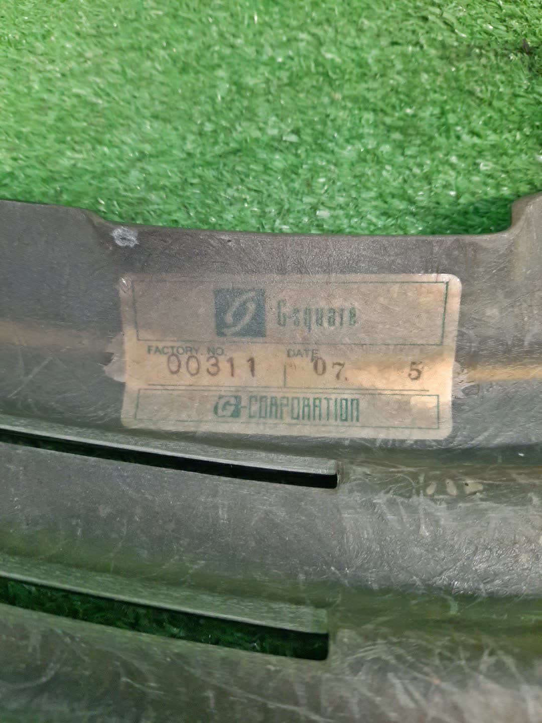 Решетка радиатора TOYOTA ESTIMA GSR50W 3 ракурс