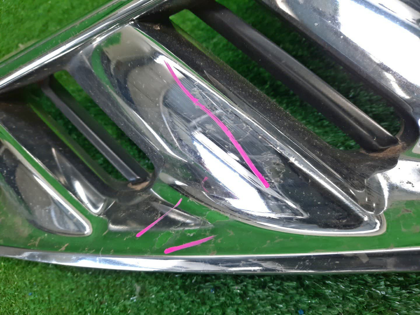 Решетка радиатора NISSAN MURANO TZ51, TNZ51, Z51, PNZ51 623101AA0A 2 ракурс