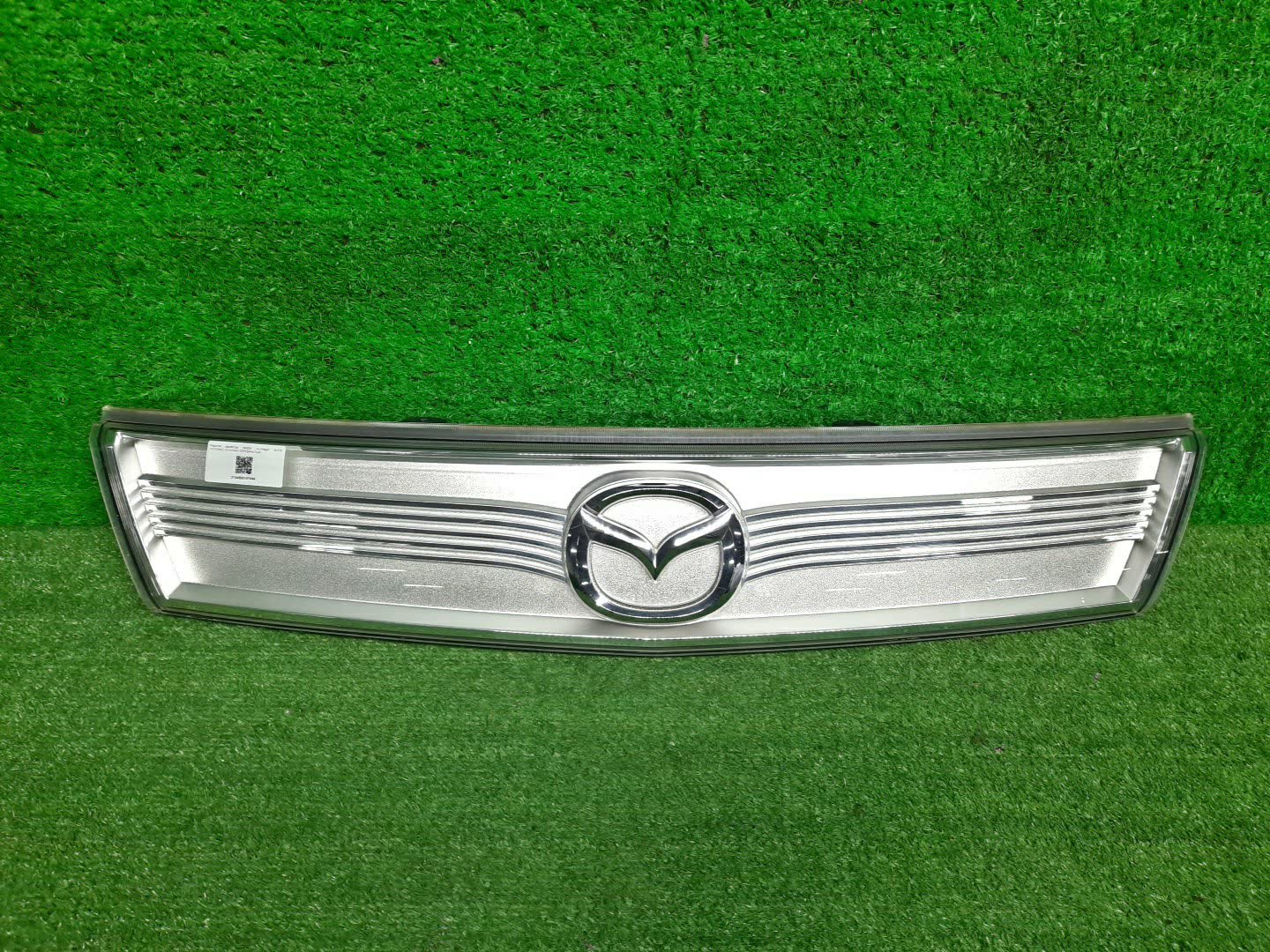 Решетка радиатора MAZDA AZ-Wagon MJ23S 7211070KD 1 ракурс