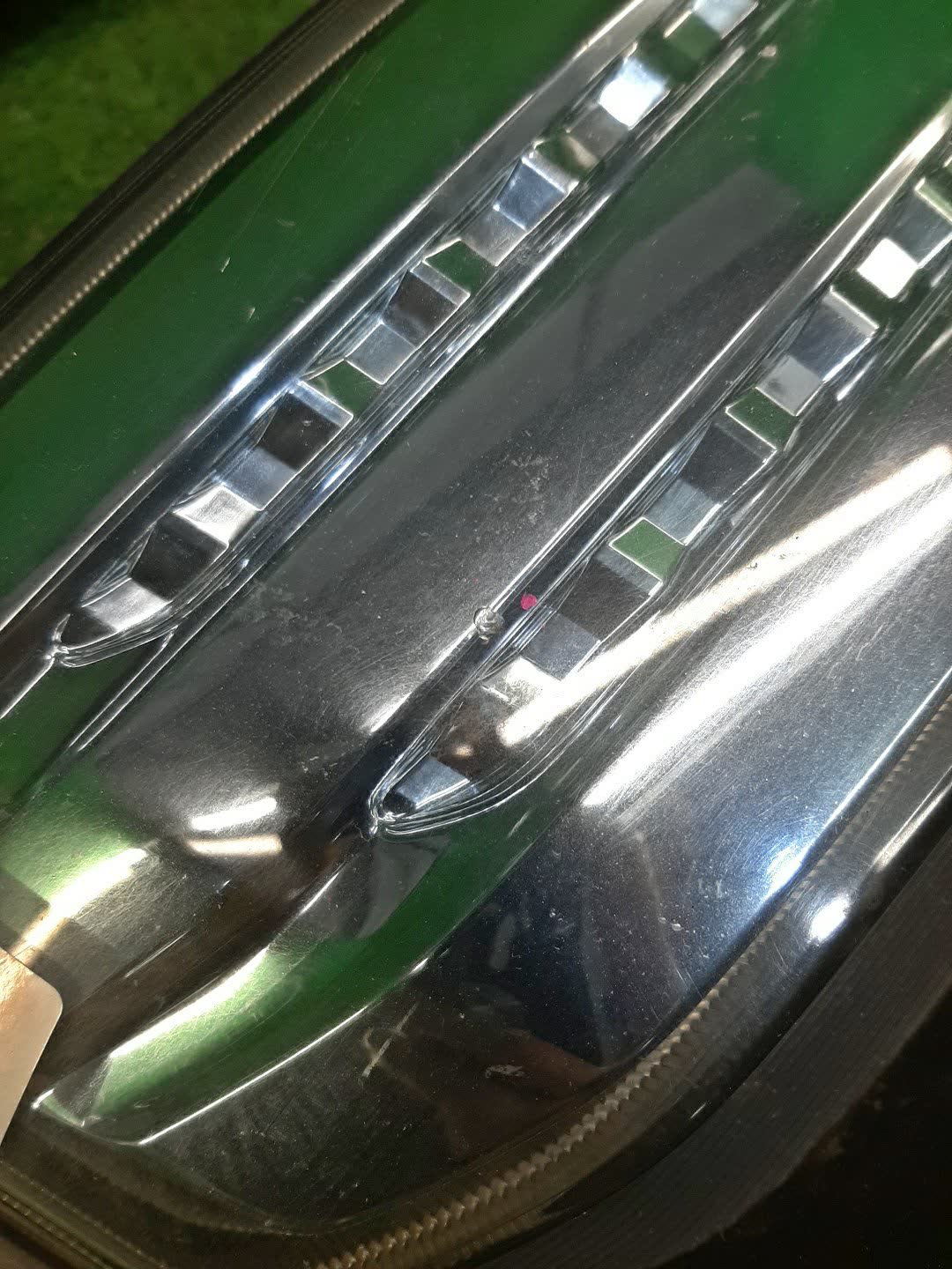Решетка радиатора HONDA FREED SPIKE GP3 71121-SWZ-003 3 ракурс