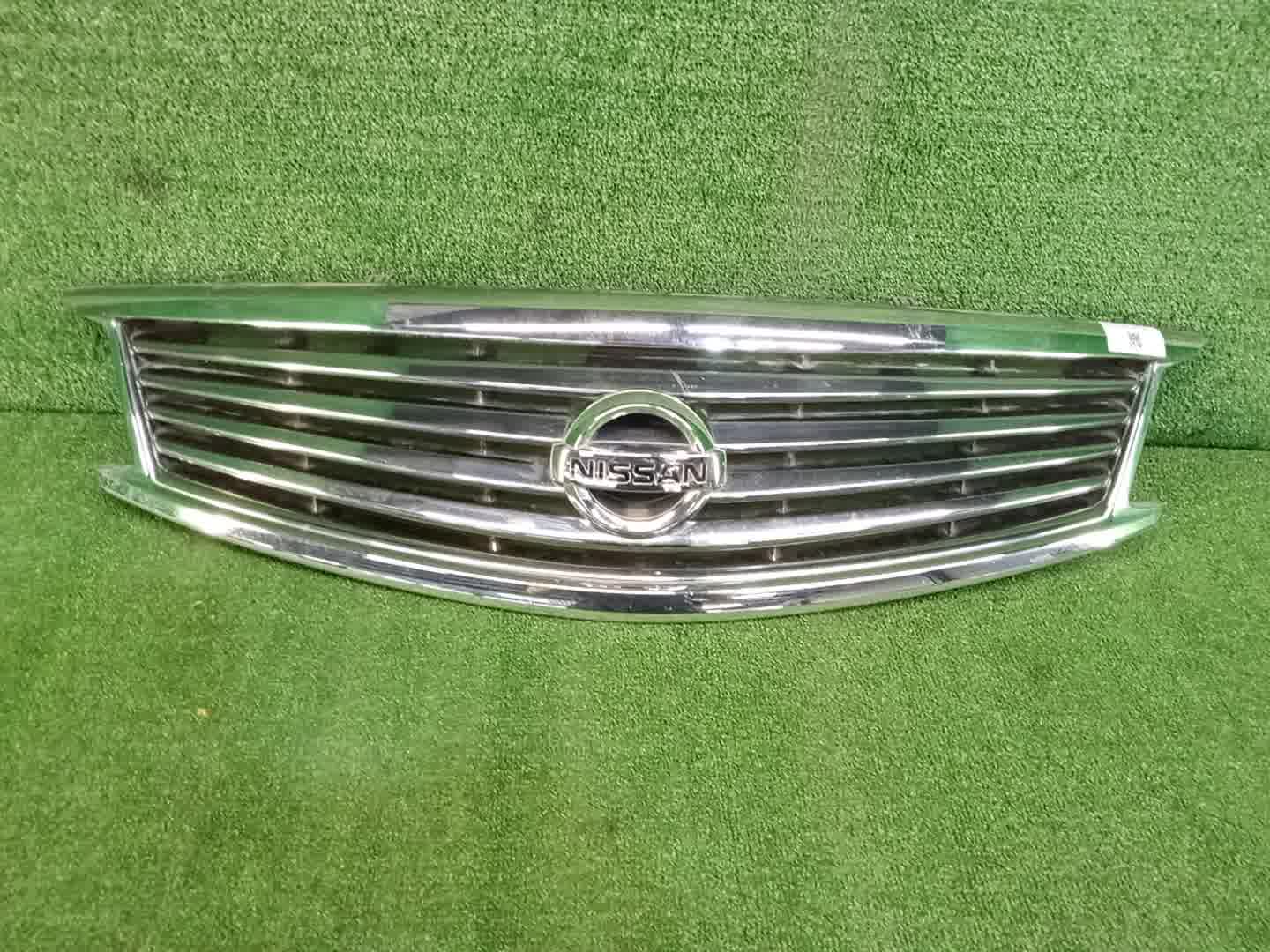 Решетка радиатора передняя NISSAN SKYLINE V36 62310-1NF1A 1 ракурс