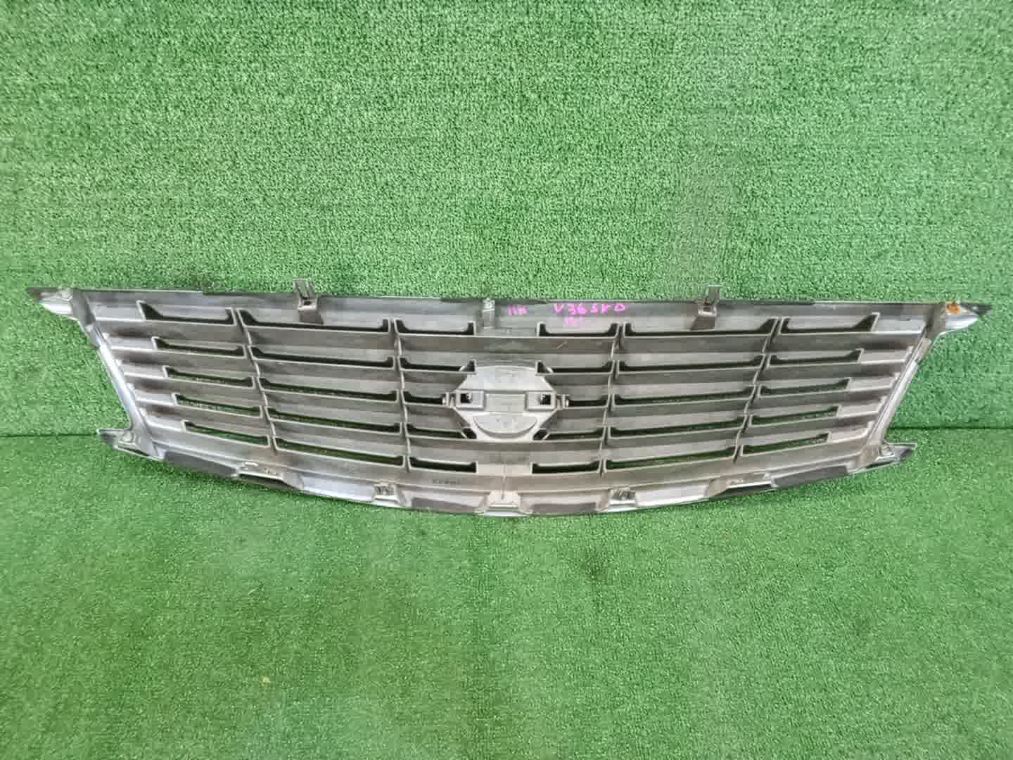 Решетка радиатора передняя NISSAN SKYLINE V36 62310-1NF1A 2 ракурс