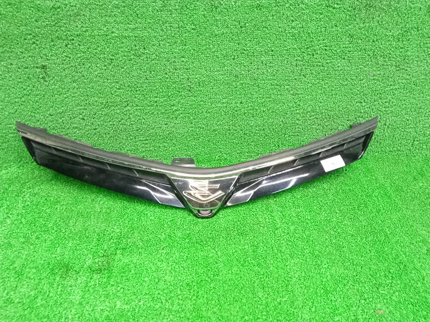 Решетка радиатора TOYOTA ESTIMA ACR50W 53101-28260 1 ракурс