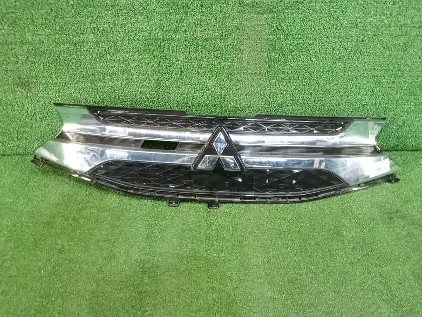 Решетка радиатора MITSUBISHI EK WAGON B33W 62310-7MA0A 1 ракурс