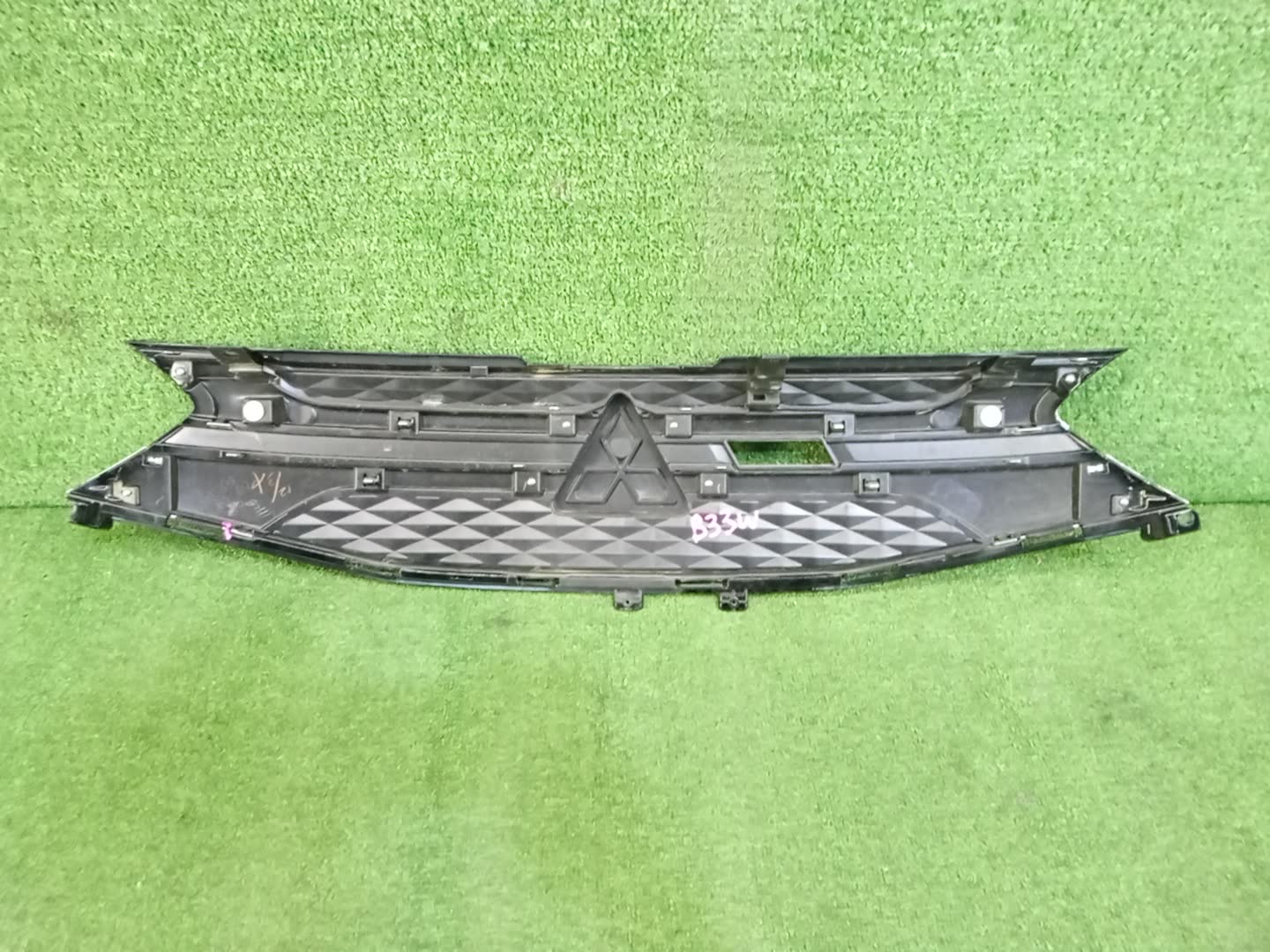 Решетка радиатора MITSUBISHI EK WAGON B33W 62310-7MA0A 2 ракурс