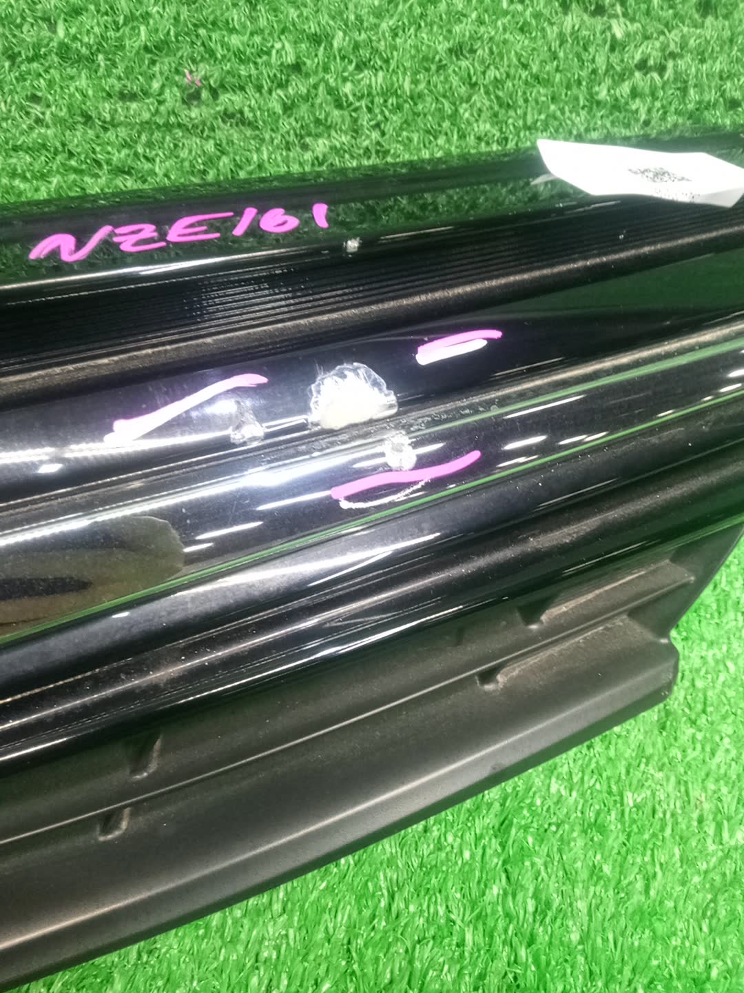 Решетка радиатора TOYOTA COROLLA FIELDER, COROLLA  AXIO ZRE162G, NZE164G, NZE161G, NKE165G, NRE161G, NZE161, NZE164, NRE161, NKE165, ZRE162, NRE160 53111-12D50 2 ракурс