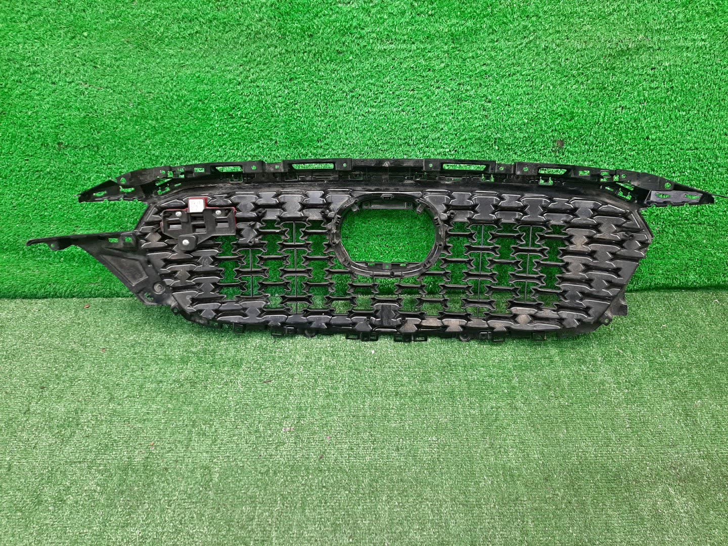 Решетка радиатора передняя MAZDA CX-5 KF5P, KF2P, KFEP KSD550719 2 ракурс