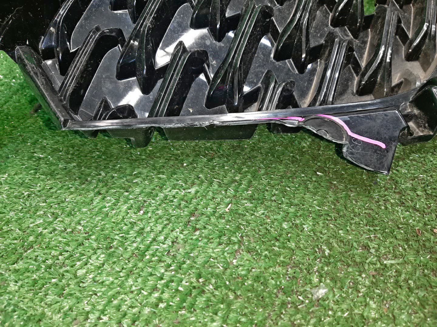 Решетка радиатора передняя MAZDA CX-5 KF5P, KF2P, KFEP KSD550719 5 ракурс
