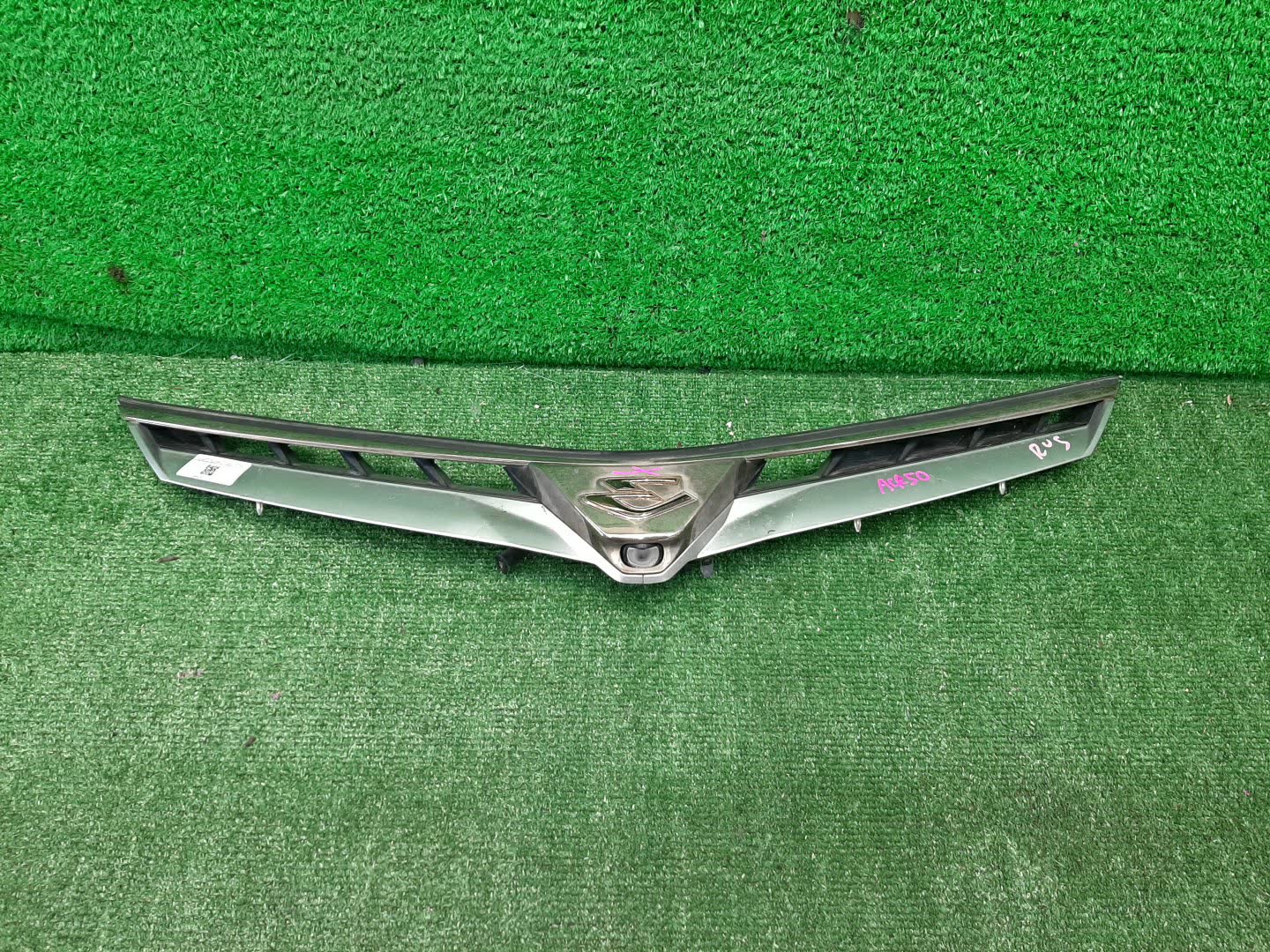 Решетка радиатора передняя TOYOTA ESTIMA ACR50W 53101-28260 1 ракурс