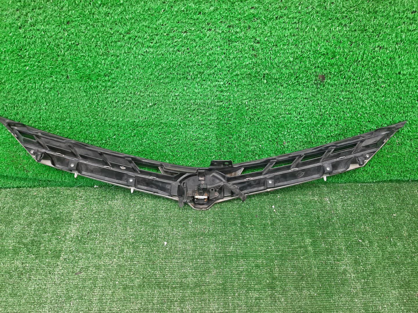 Решетка радиатора передняя TOYOTA ESTIMA ACR50W 53101-28260 2 ракурс