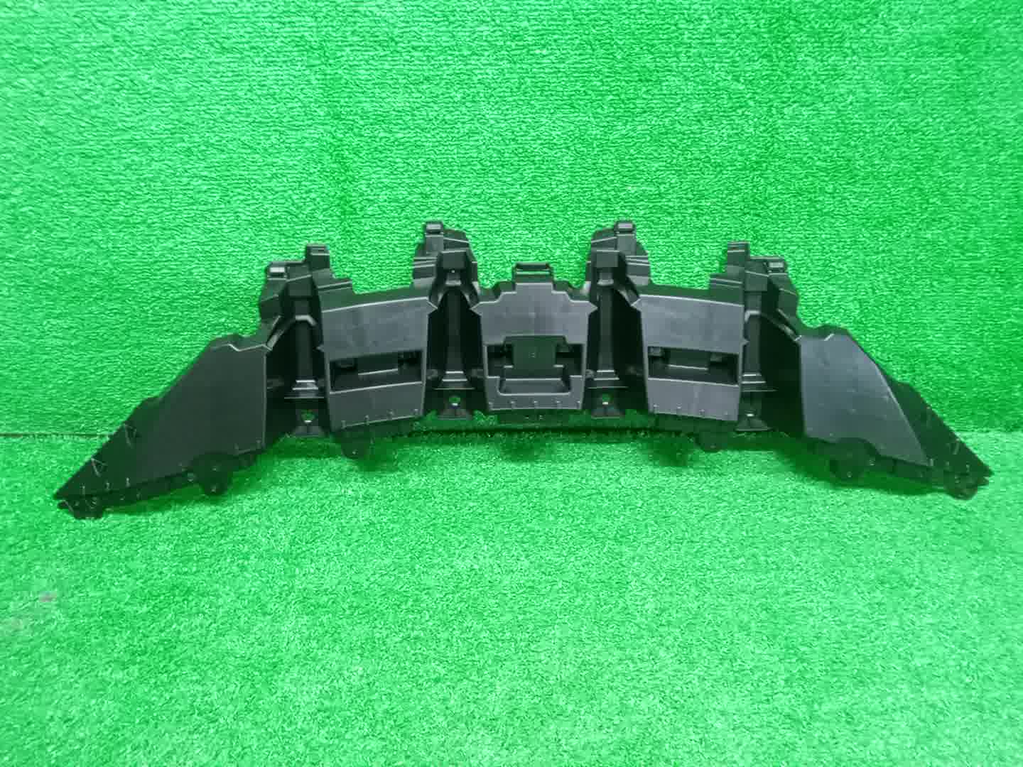 Решетка радиатора TOYOTA HARRIER AXUH80 53115-48080 1 ракурс