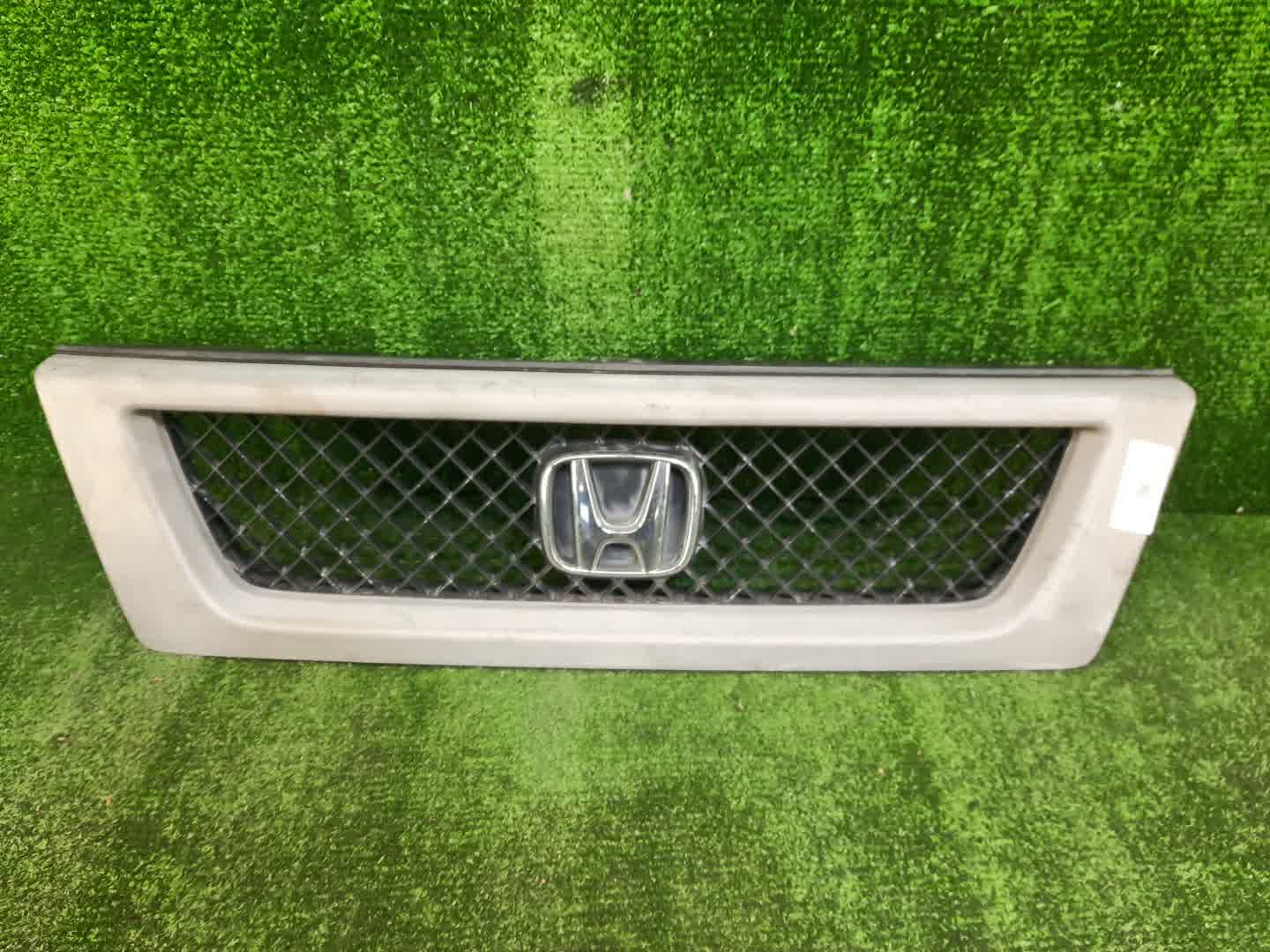 Решетка радиатора HONDA ELEMENT YH2 75101-SCVA-A010-M 1 ракурс