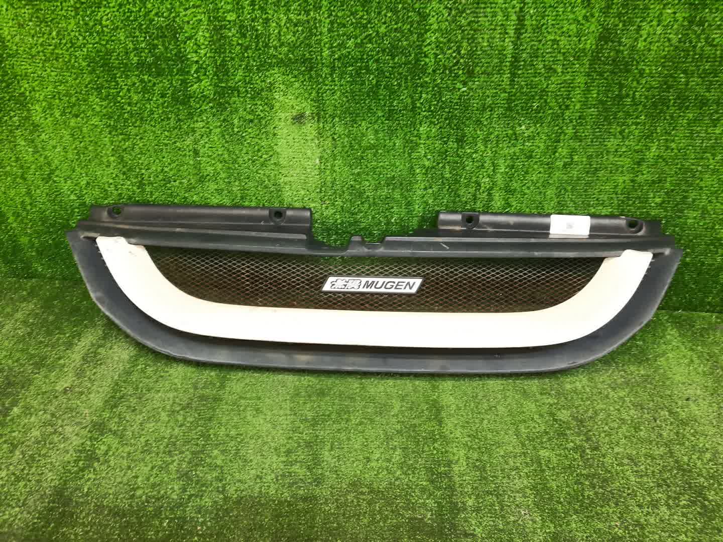 Решетка радиатора HONDA ODYSSEY RB1, RB2 75100-XKD-K0S0-XX 1 ракурс