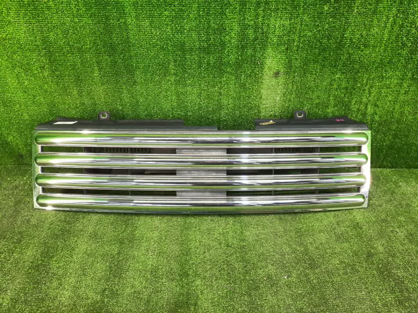 Решетка радиатора NISSAN CUBE Z11 62310-4V30A 1 ракурс