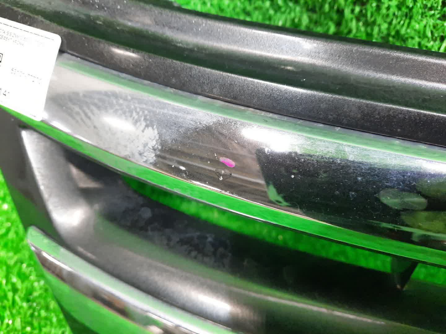 Решетка радиатора TOYOTA ISIS ZNM10, ZNM10W, ANM10, ANM10W, ANM15, ANM15W, ZGM10, ZGM10W, ZGM11, ZGM11W, ZGM15, ZGM15W, ANM10G, ZGM10G, ANM15G, ZNM10G, ZGM11G, ZGM15G 53101-77270 2 ракурс
