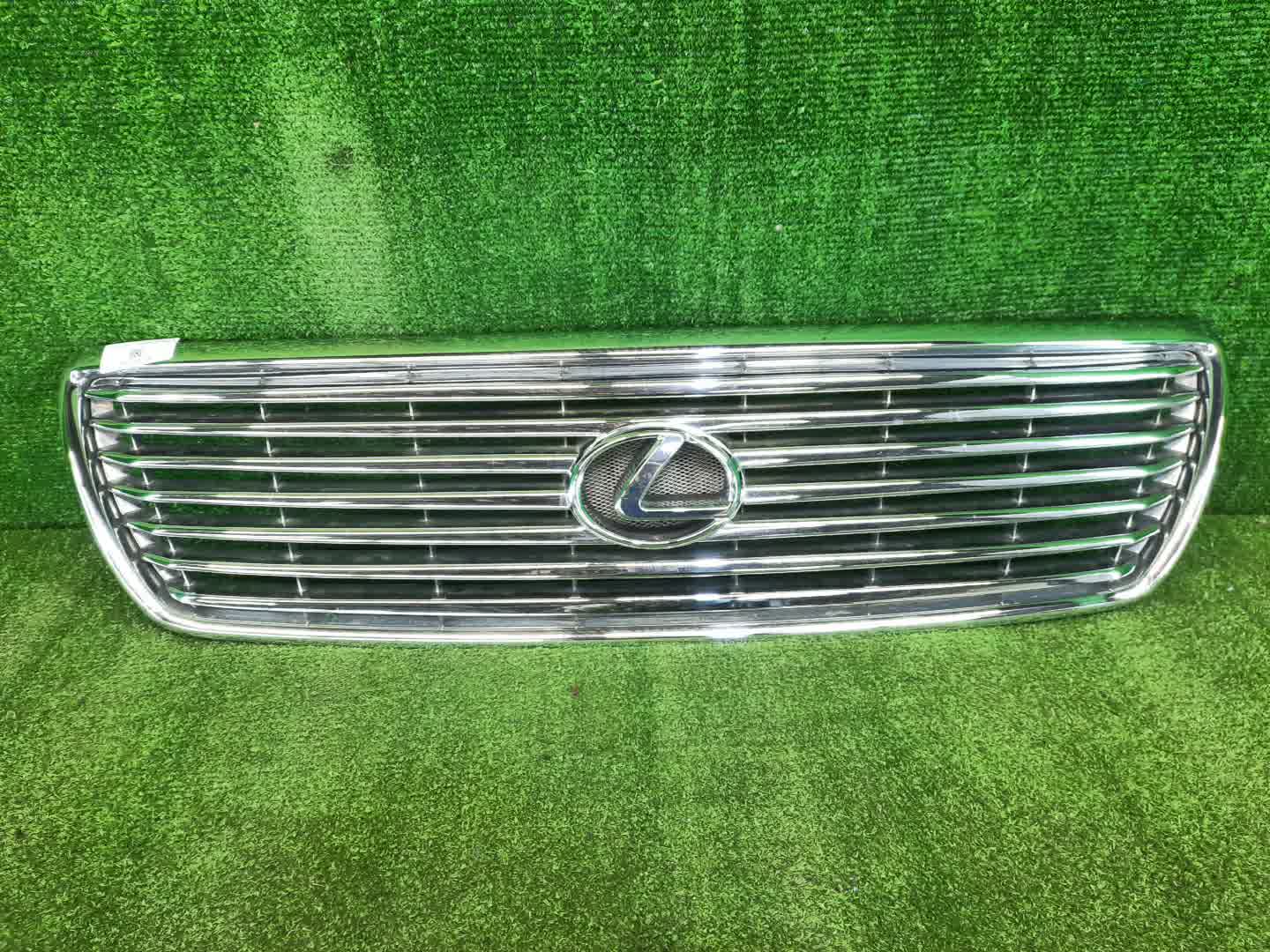 Решетка радиатора TOYOTA CELSIOR, LS430 UCF31, UCF30 1 ракурс