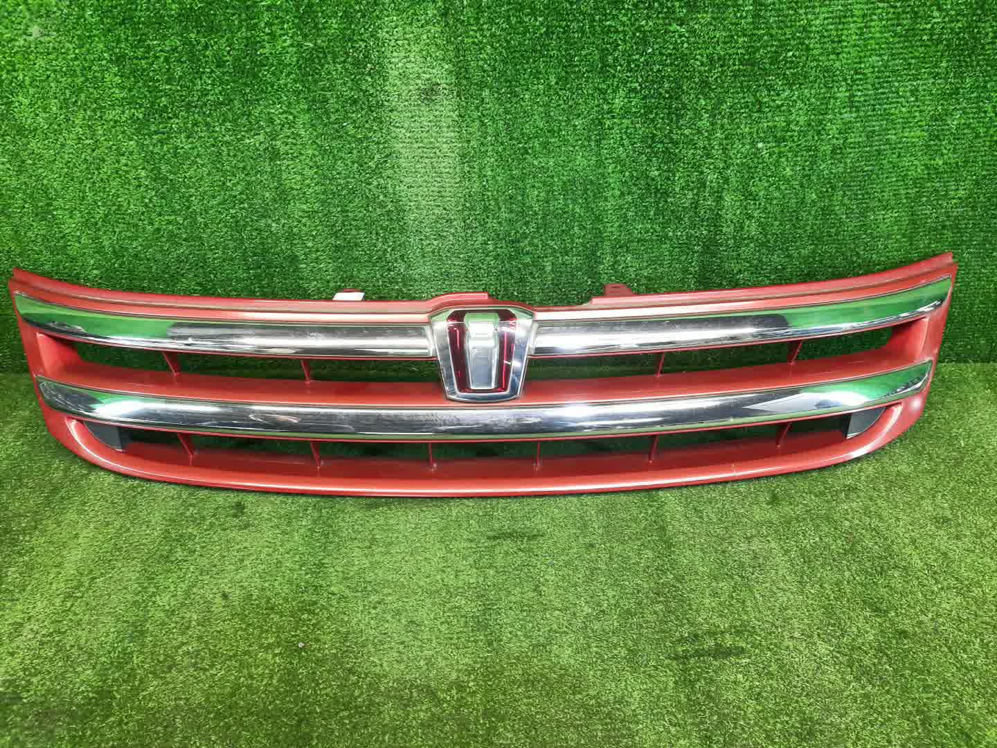 Решетка радиатора TOYOTA ISIS ZNM10, ZNM10W, ANM10, ANM10W, ANM15, ANM15W, ZGM10, ZGM10W, ZGM11, ZGM11W, ZGM15, ZGM15W, ANM10G, ZGM10G, ANM15G, ZNM10G, ZGM11G, ZGM15G 53101-44270 1 ракурс
