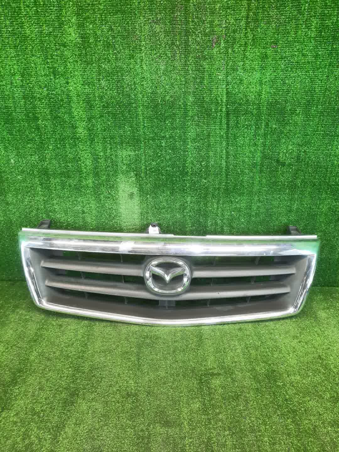 Решетка радиатора MAZDA BONGO FRIENDEE SG5W S51P50712 1 ракурс
