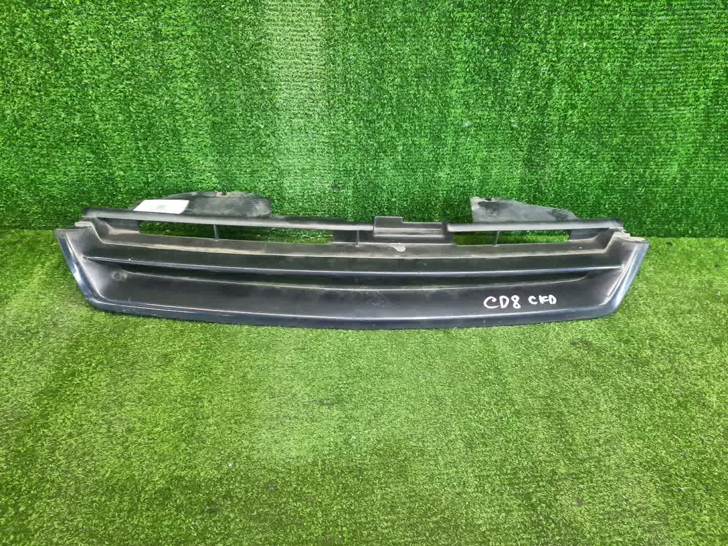 Решетка радиатора HONDA ACCORD CD8 75101-SV4-0000 1 ракурс