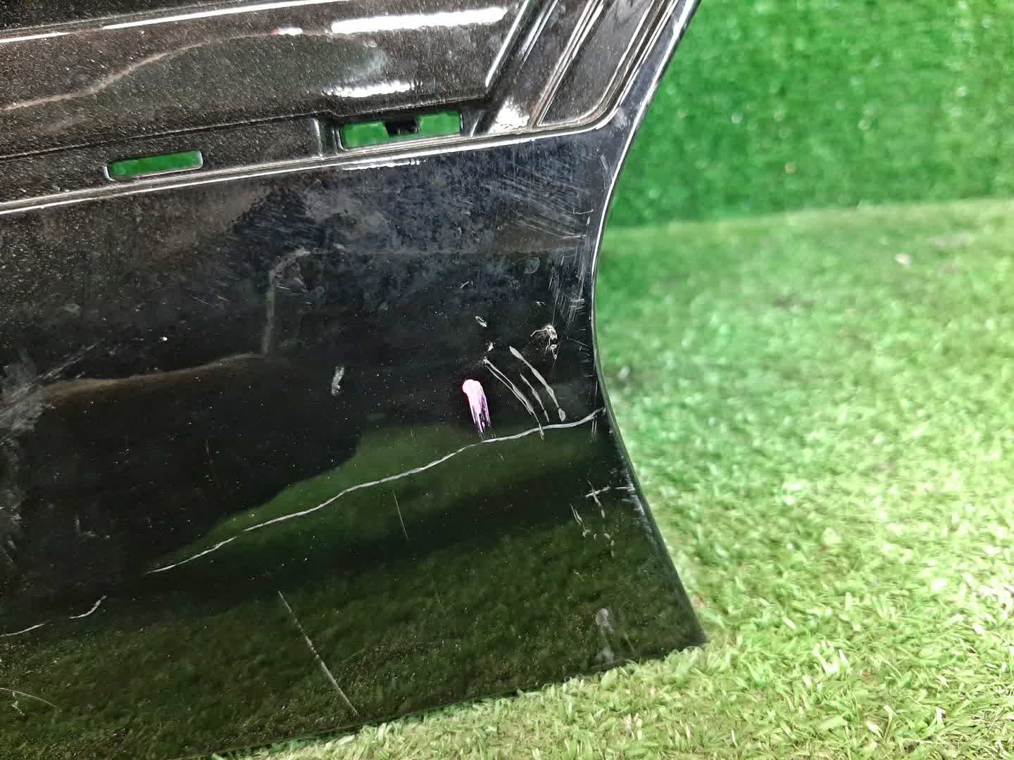 Решетка радиатора NISSAN SERENA C28 62310-7DF0A 2 ракурс