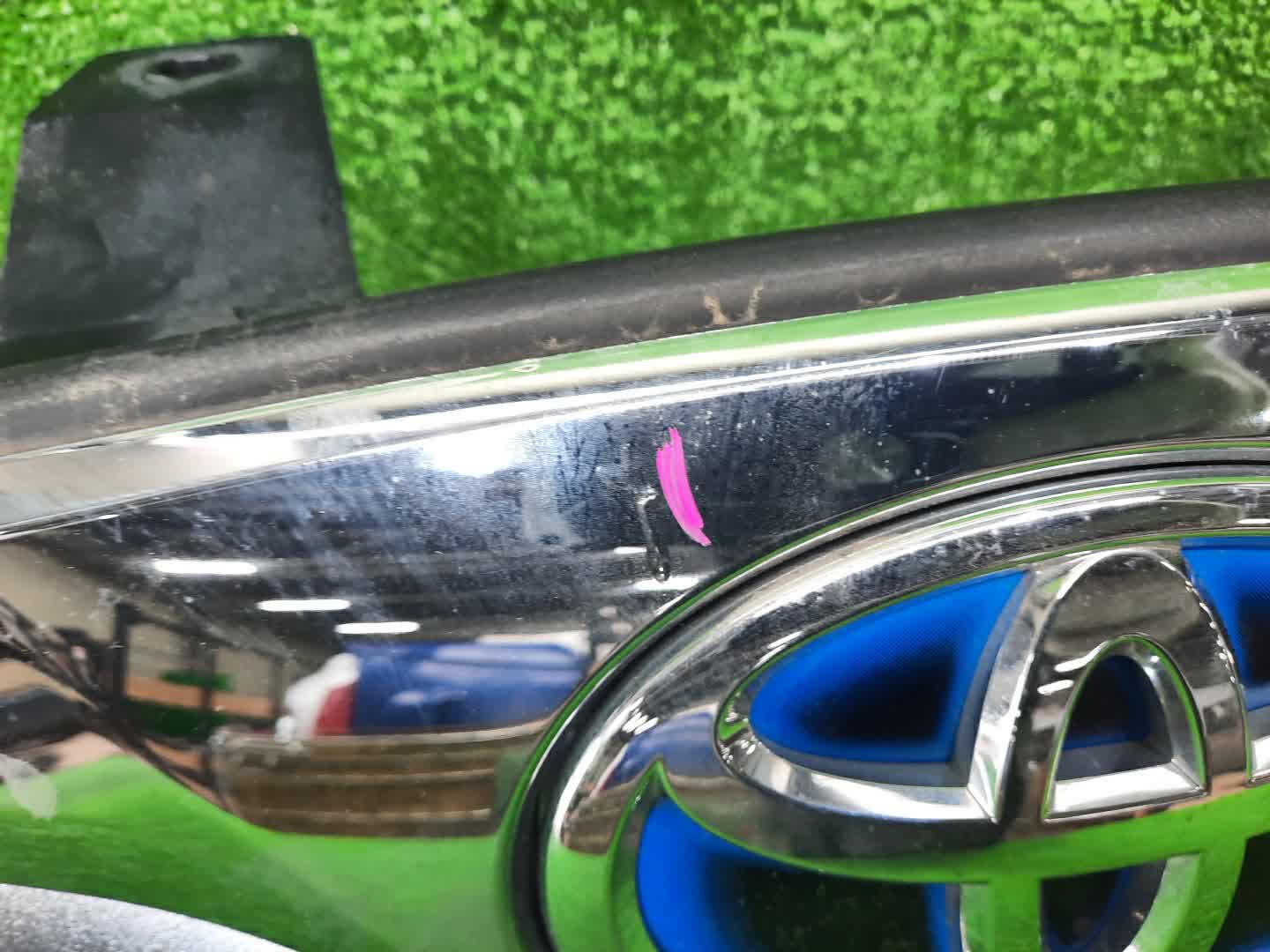 Решетка радиатора TOYOTA SAI AZK10 53101-75010 2 ракурс