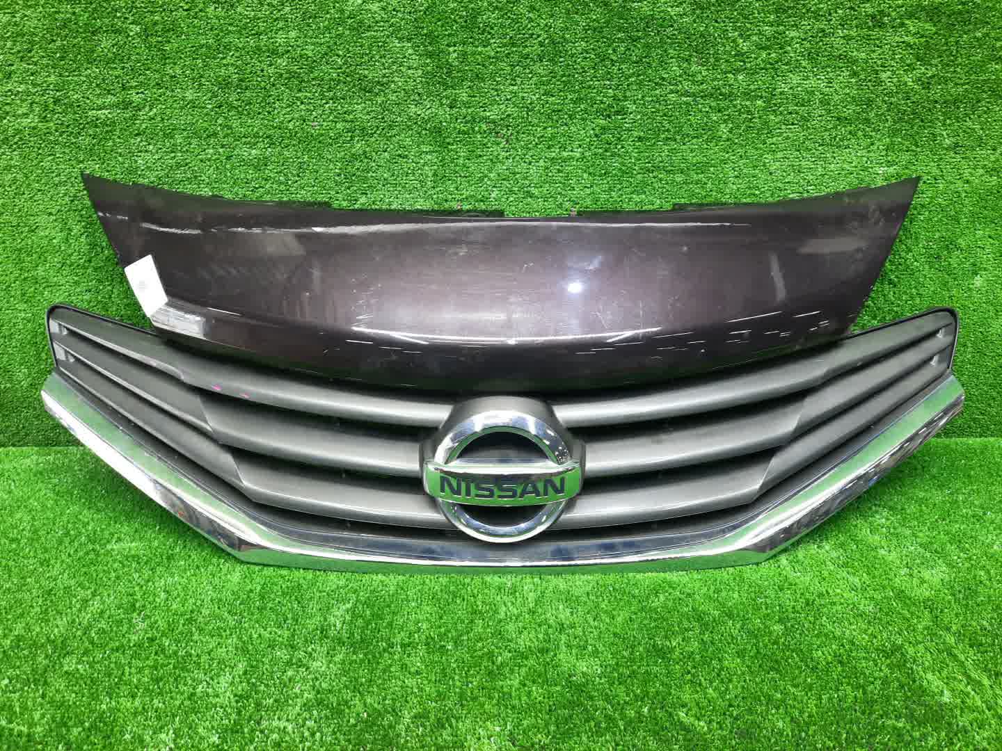 Решетка радиатора NISSAN NOTE E12 1 ракурс
