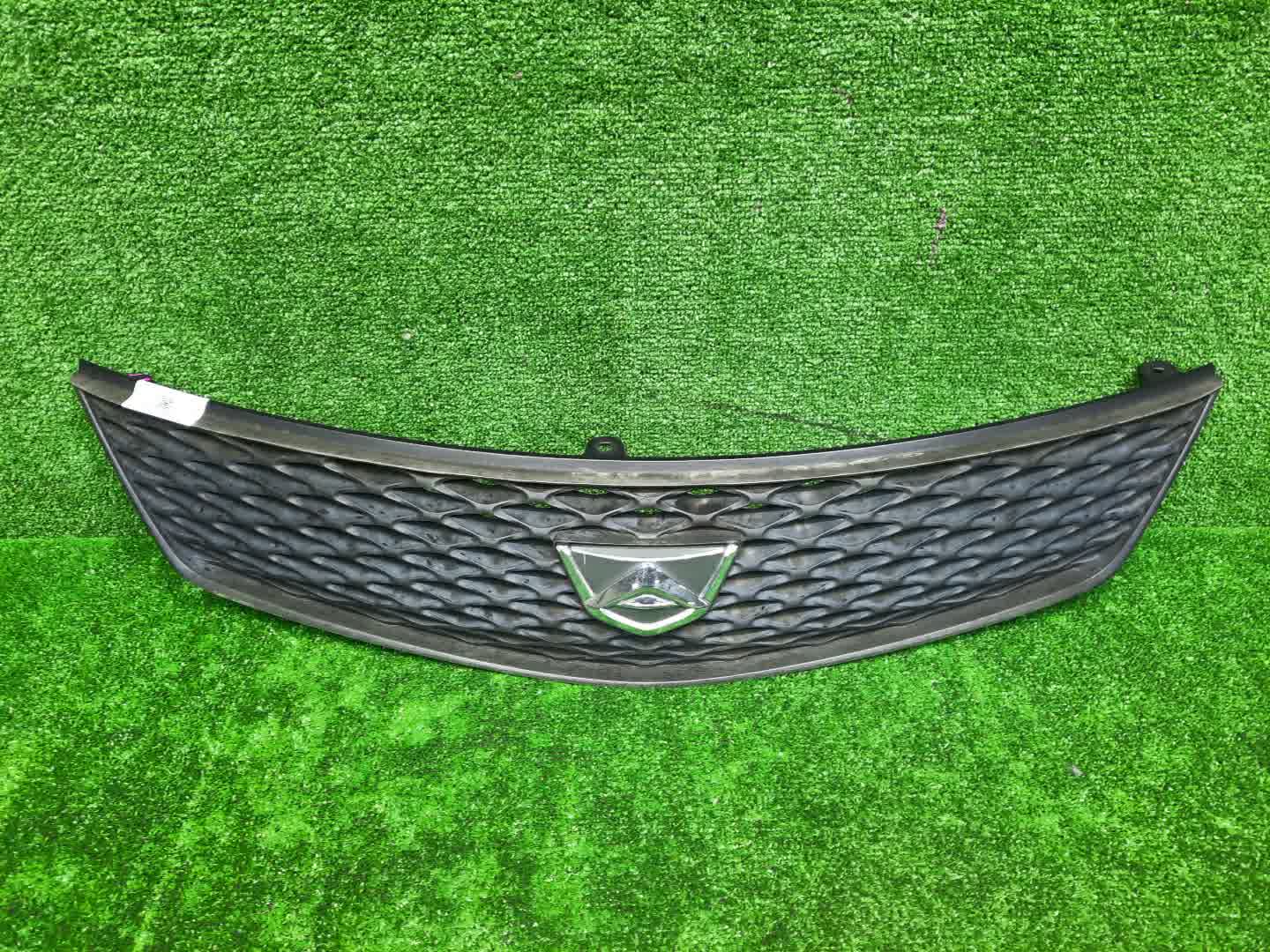 Решетка радиатора TOYOTA ALLION ZRT265, ZRT260, NZT260, ZRT261 53111-20A70 1 ракурс
