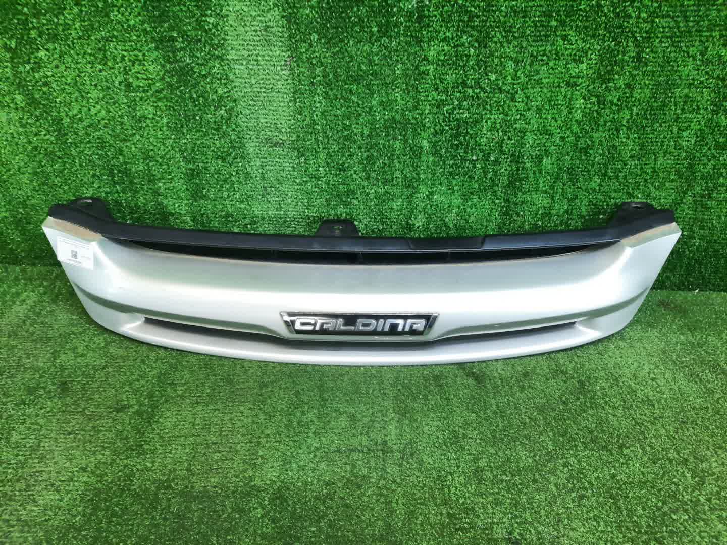 Решетка радиатора TOYOTA CALDINA ST215W, ST210G, ST215G, CT216, ST210, AT211, ST215, CT216G, AT211G 53111-21070 1 ракурс