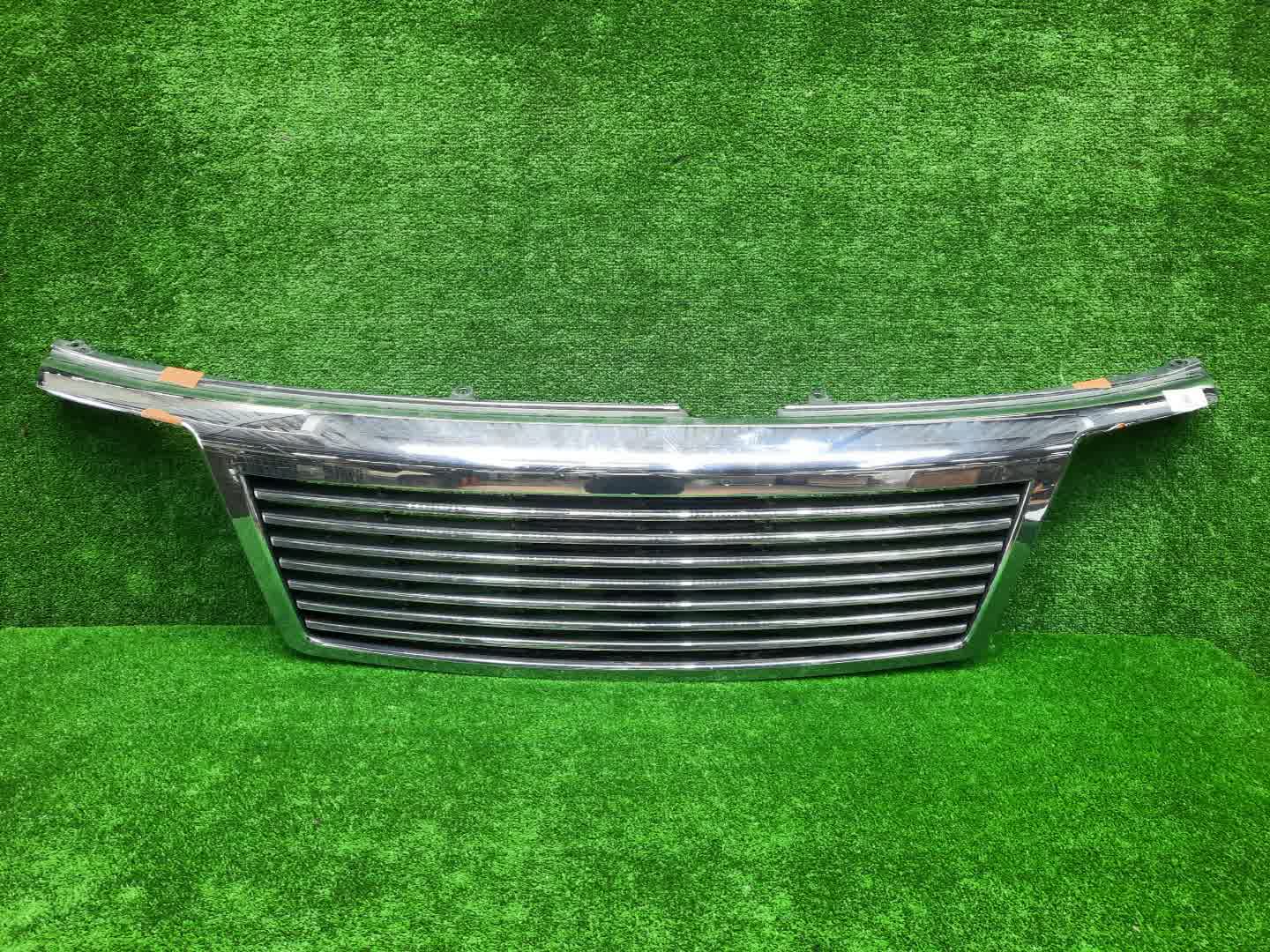 Решетка радиатора NISSAN ELGRAND ATE50, AVE50, ATWE50, ALWE50, APWE50, AVWE50, APE50, ALE50 62310-1A502 1 ракурс