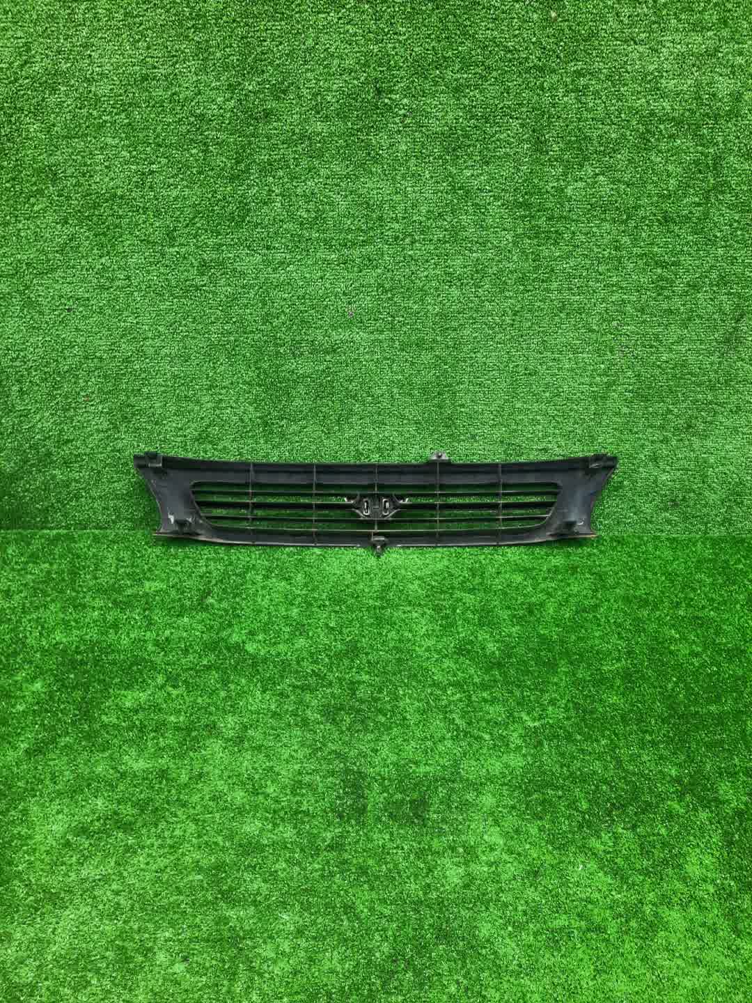Решетка радиатора TOYOTA CORSA, TERCEL, COROLLA II EL51, EL53, EL55, NL50 53111-16420 2 ракурс