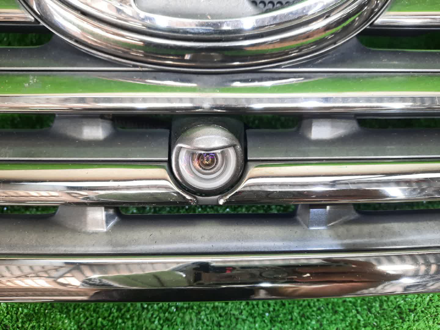 Решетка радиатора TOYOTA VELLFIRE ANH25W, GGH25W, GGH20W, ANH20W 53121-58030 4 ракурс