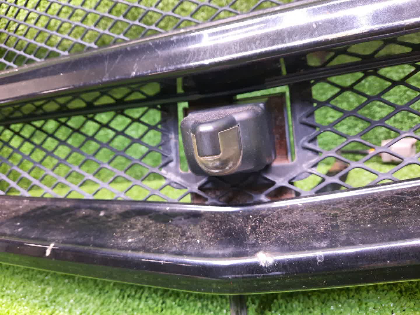 Решетка радиатора TOYOTA ALPHARD MNH15W, MNH10W, ANH15W, ANH10W 08423-58030 2 ракурс
