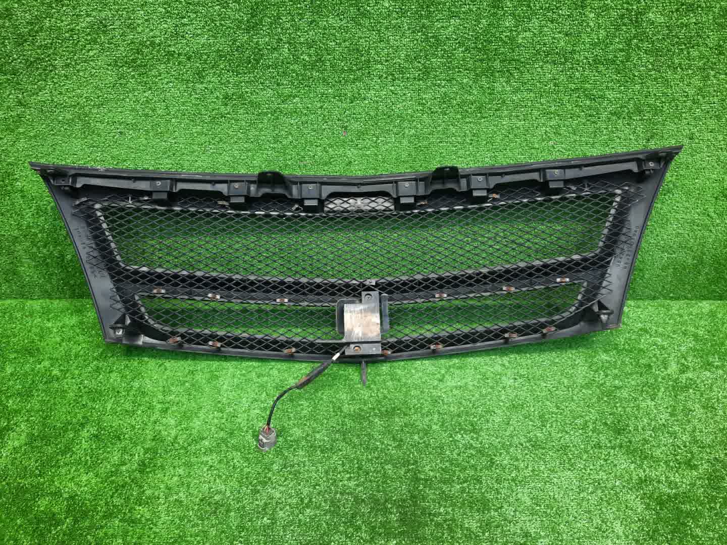 Решетка радиатора TOYOTA ALPHARD MNH15W, MNH10W, ANH15W, ANH10W 08423-58030 3 ракурс