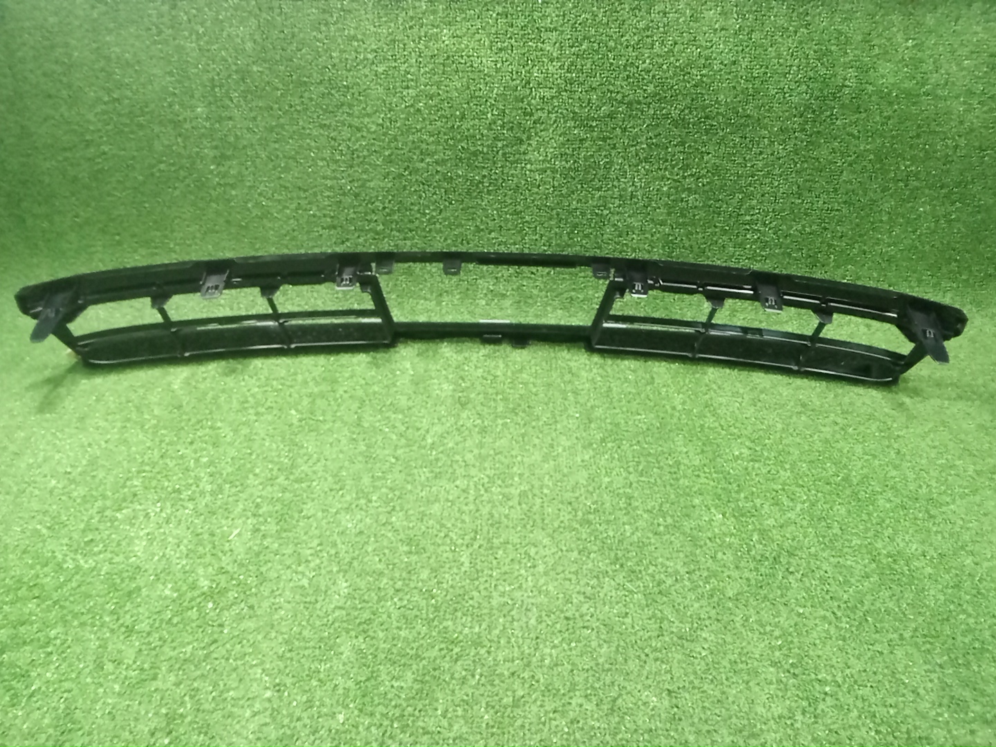 Решетка радиатора TOYOTA CROWN AZSH36W 53111-30J70 2 ракурс