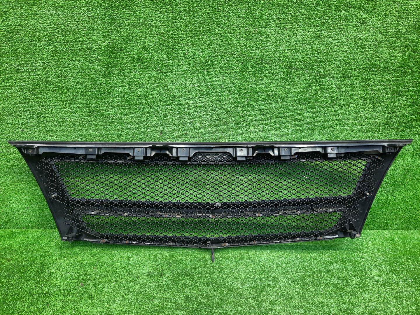 Решетка радиатора TOYOTA ALPHARD MNH15W, MNH10W, ANH15W, ANH10W 08423-58040 2 ракурс