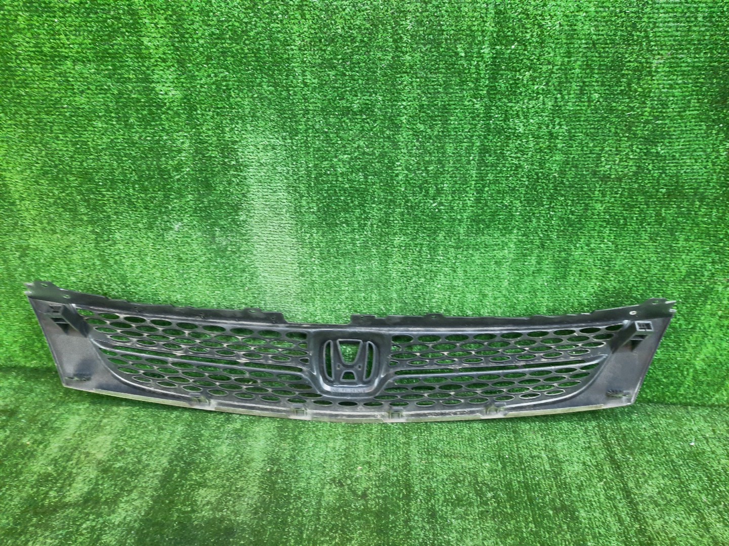 Решетка радиатора HONDA STREAM RN2, RN1, RN3, RN4, RN5 08F21-S7A-00 2 ракурс