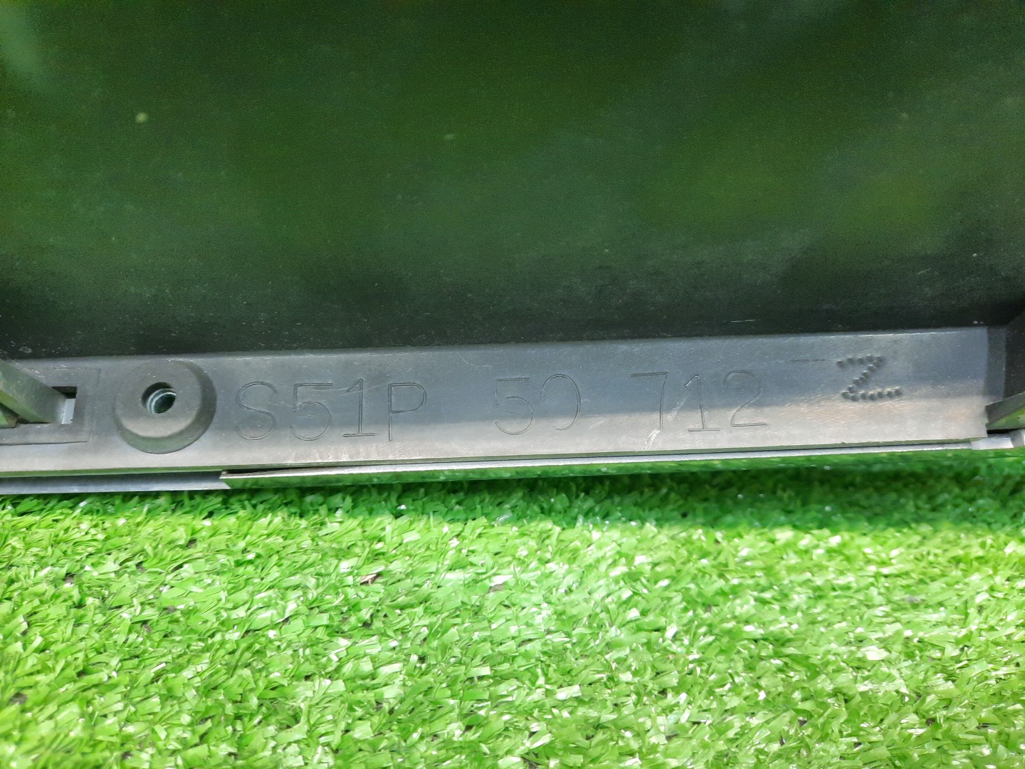 Решетка радиатора MAZDA BONGO FRIENDEE SGEW S51B50712 3 ракурс