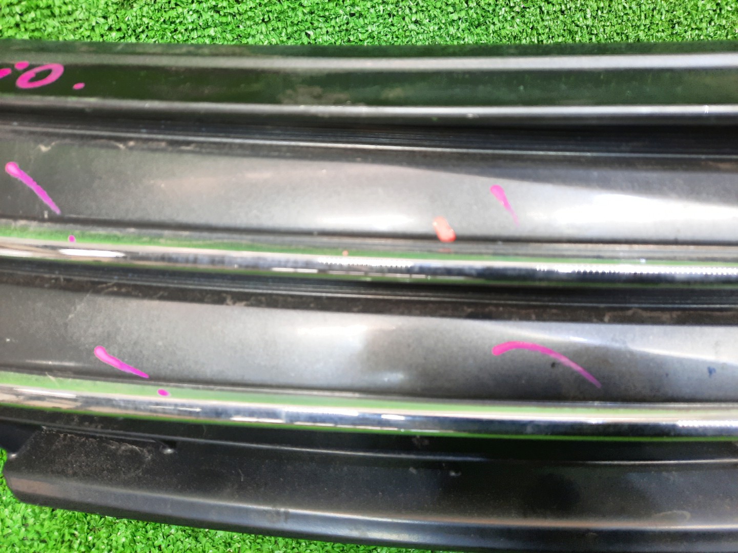 Решетка радиатора передняя TOYOTA COROLLA FIELDER, COROLLA  AXIO ZRE162G, NZE164G, NZE161G, NKE165G, NRE161G, NZE161, NZE164, NRE161, NKE165, ZRE162, NRE160 53101-13300 3 ракурс