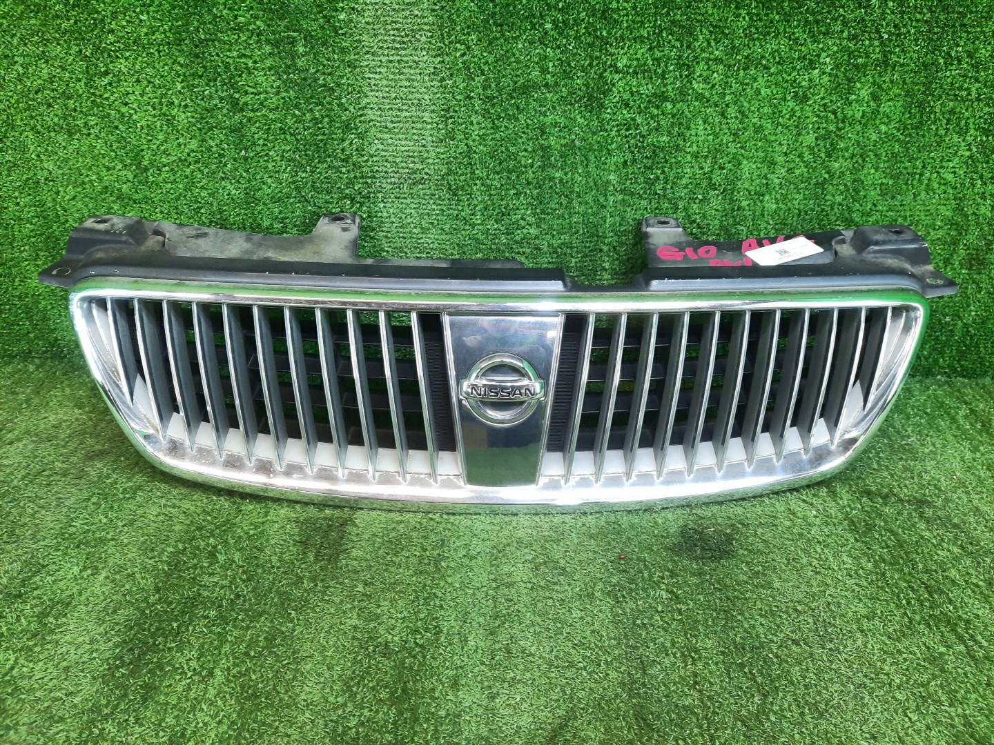 Решетка радиатора NISSAN BLUEBIRD SYLPHY G10, QG10, FG10, TG10, QNG10 62310-6N600 1 ракурс