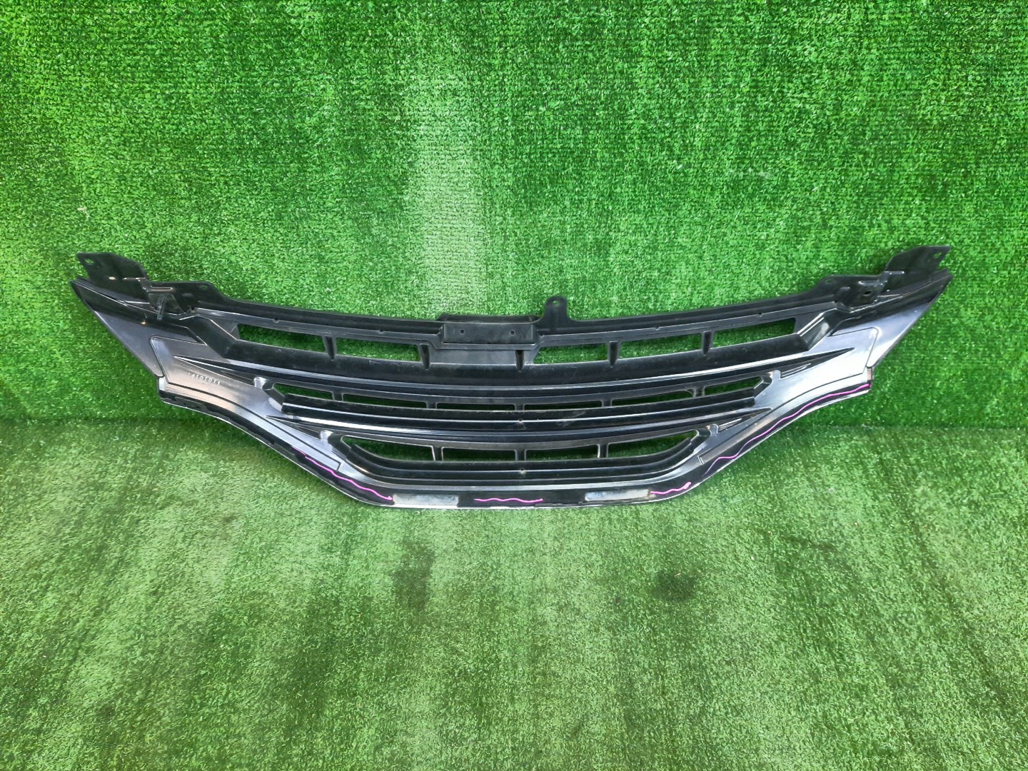 Решетка радиатора TOYOTA MARK X GRX130, GRX133, GRX135 2 ракурс