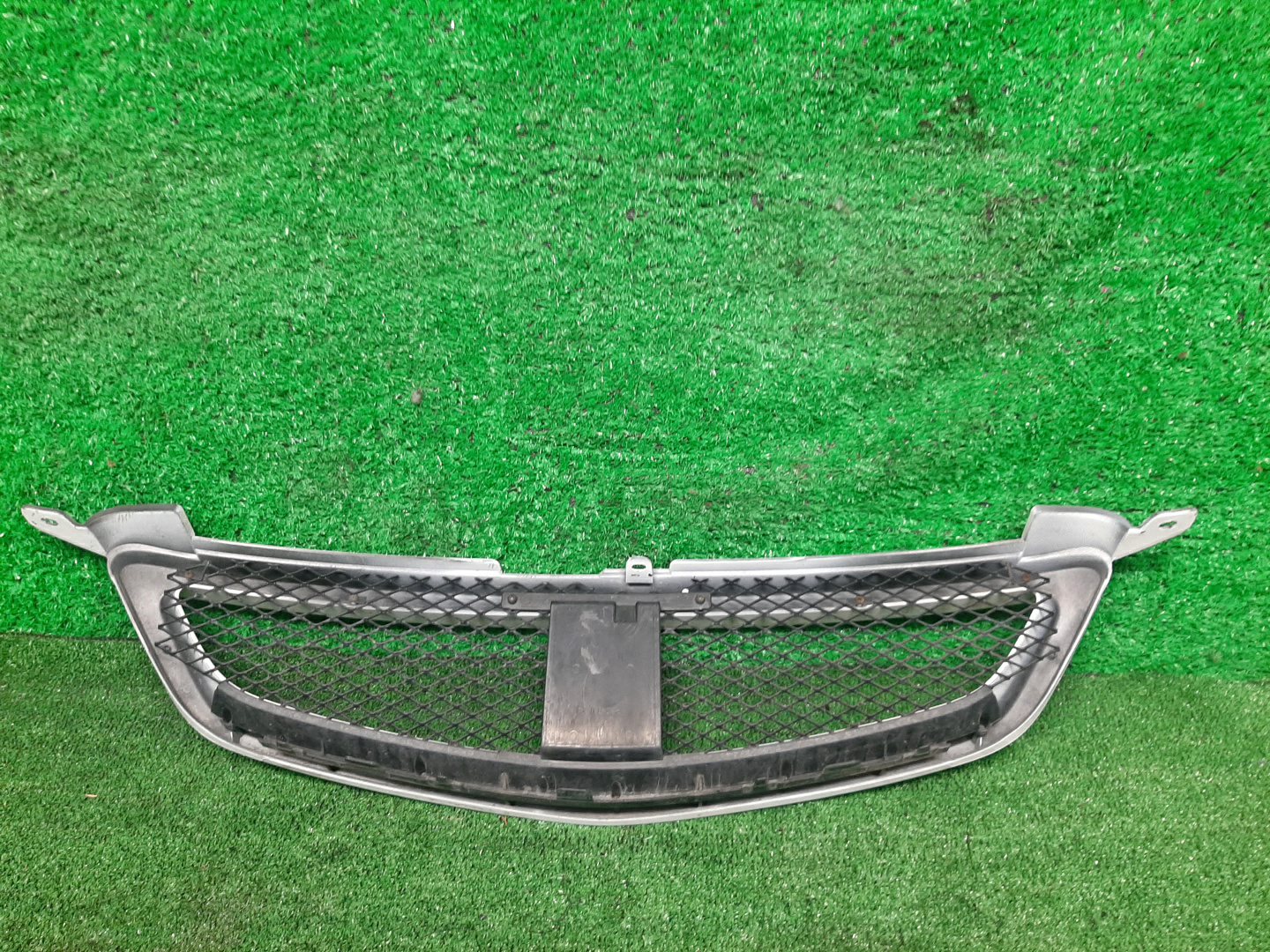Решетка радиатора TOYOTA CALDINA ST246W, AZT241W, AZT246W, ZZT241W 2 ракурс