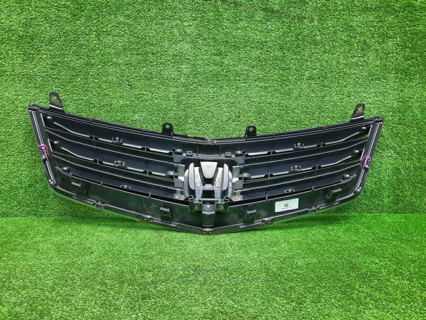 Решетка радиатора HONDA ACCORD CU1, CW1, CW2, CU2 2 ракурс