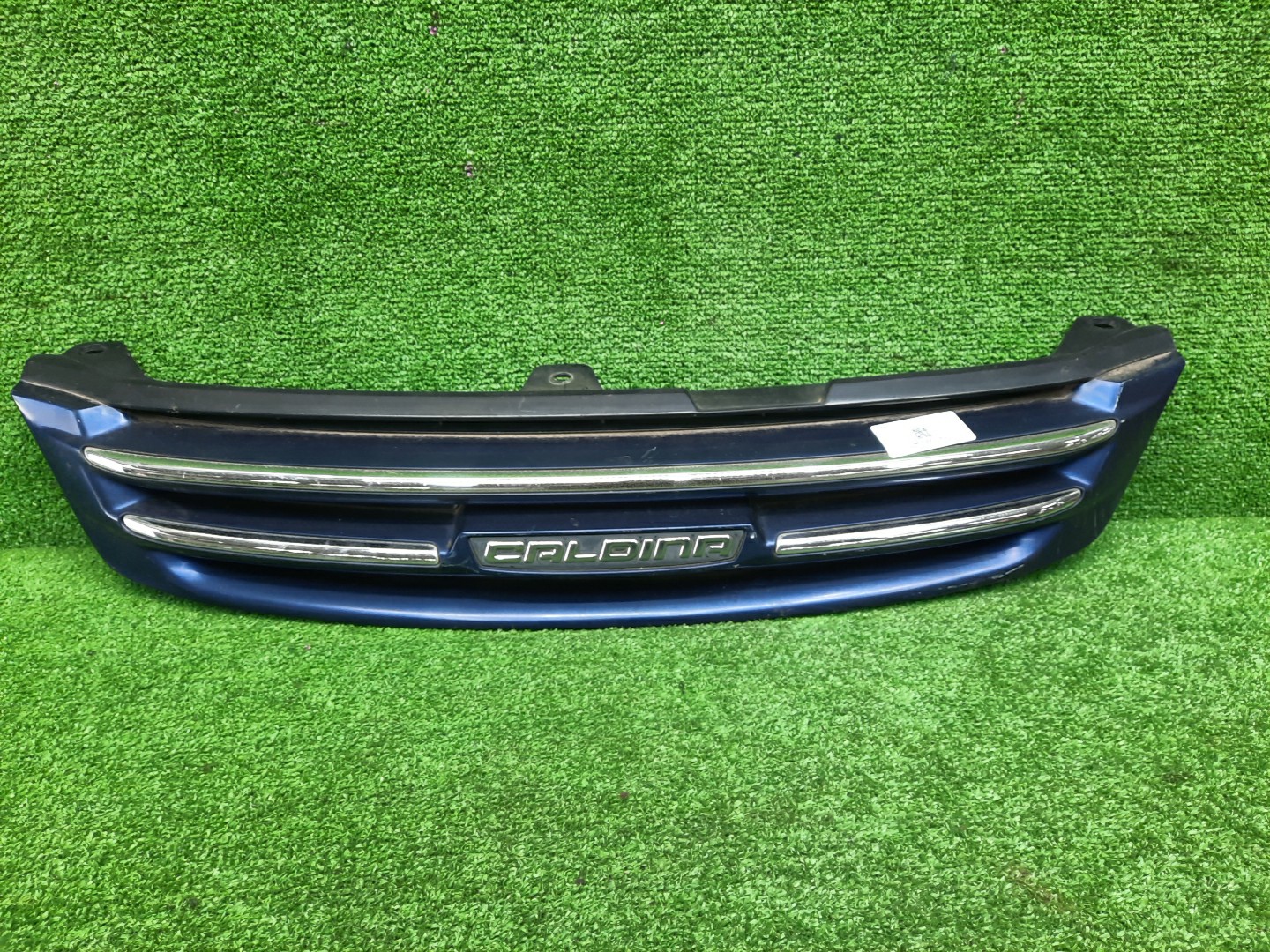 Решетка радиатора TOYOTA CALDINA ST215W, ST210G, ST215G, CT216, ST210, AT211, ST215, CT216G, AT211G 53100-21010 1 ракурс