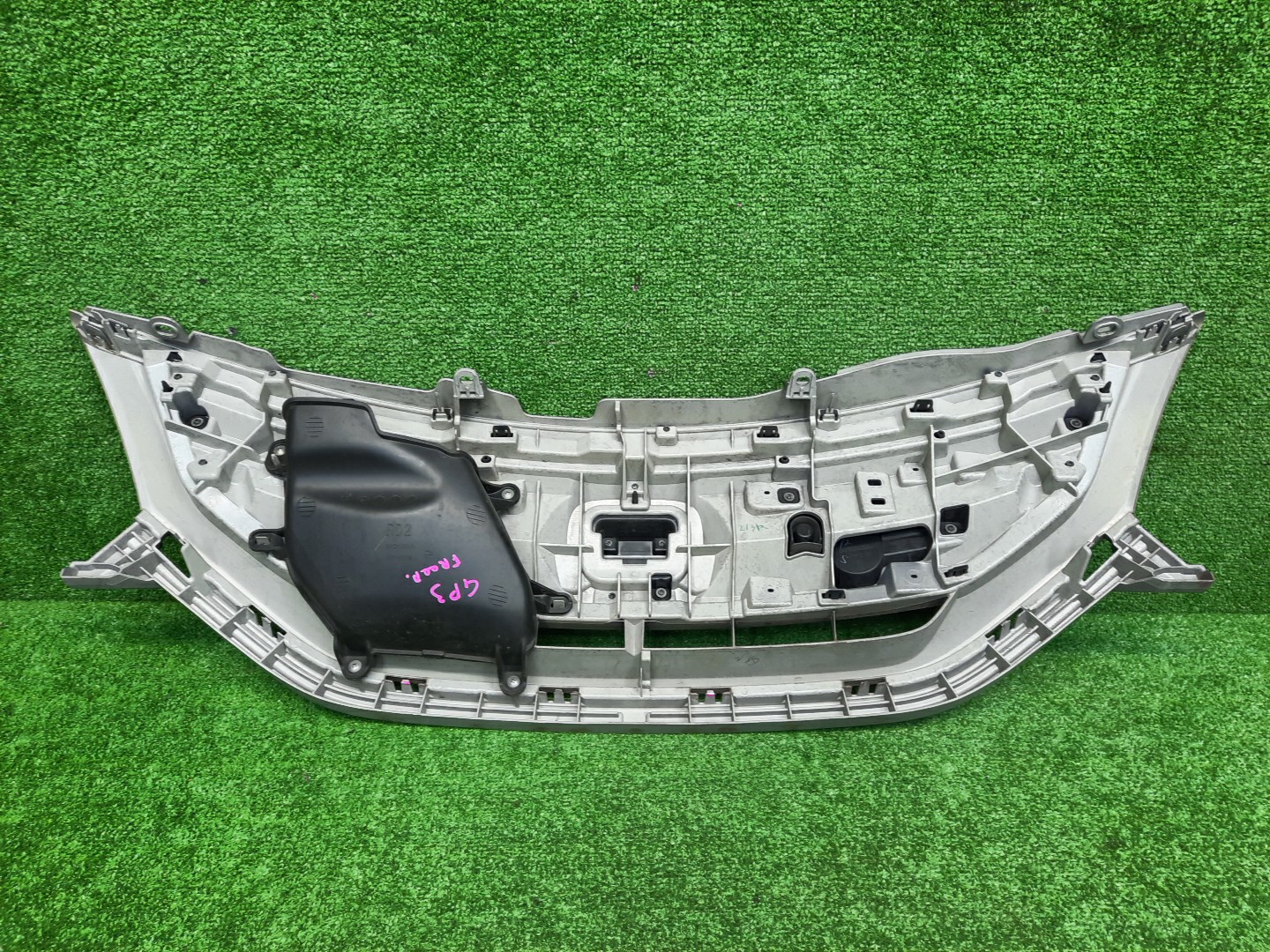 Решетка радиатора HONDA FREED GP3, GB3, GB4 71121-SWP-003 2 ракурс