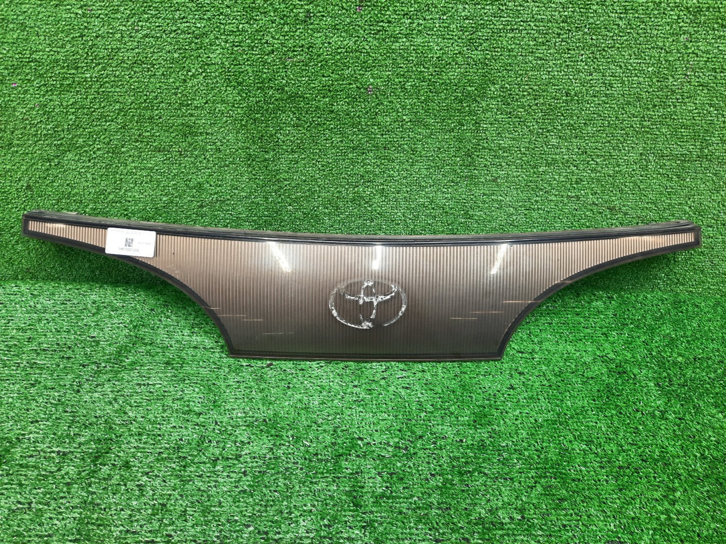 Решетка радиатора TOYOTA LITE ACE CR22G, CR31G, YR20G, CR21G, CR30G, YR30G, CR36G, YR21G, CR27G, CR37G, CR38G 53101-28050 1 ракурс