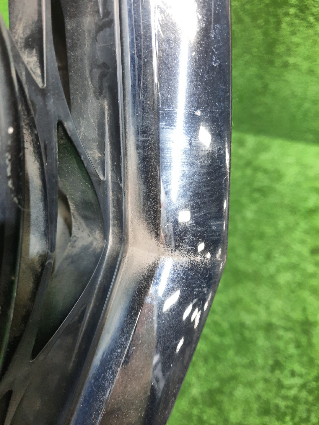 Решетка радиатора MAZDA ATENZA, MAZDA 6, 6 GH5FP, GH5AP, GH5AS, GH5FS, GHEFP, GHEFS, GH5AW, GH5FW, GHEFW, GH GS1D-50712 2 ракурс