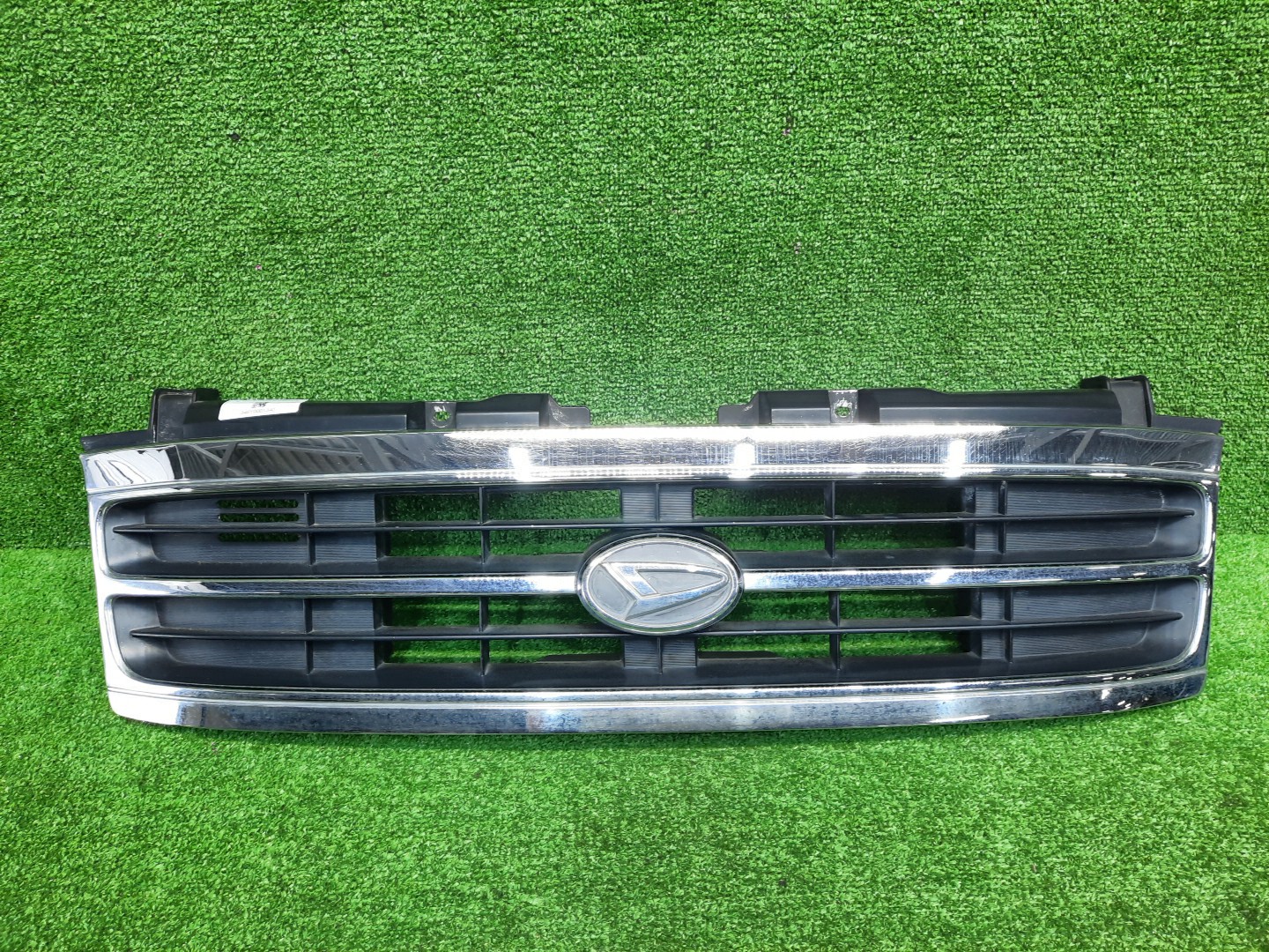 Решетка радиатора DAIHATSU ATRAI 7 S231G 53111-97503 1 ракурс