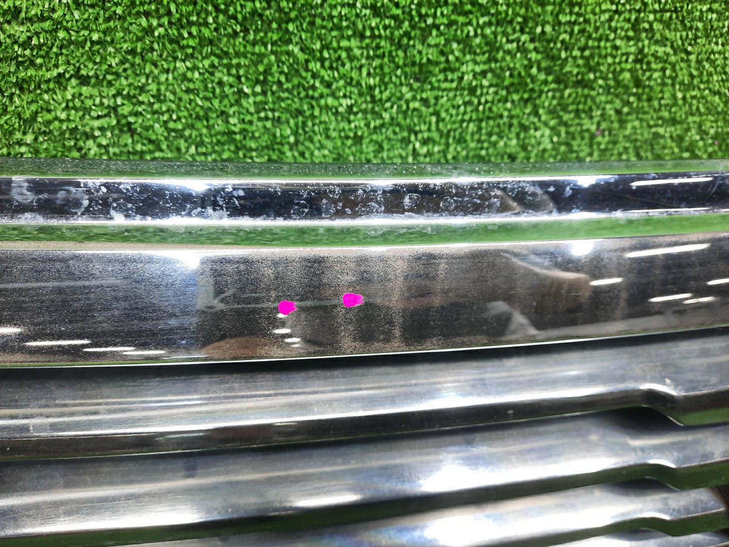Решетка радиатора NISSAN LIBERTY RM12 62310-WF700 2 ракурс