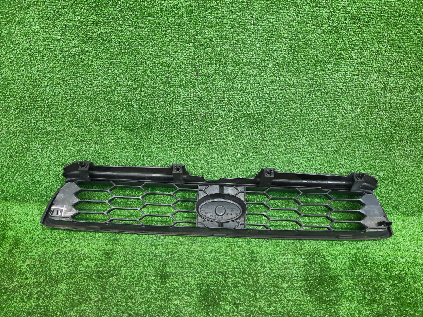 Решетка радиатора SUBARU IMPREZA GG2, GG9, GG3, GGA 91121-FE000 3 ракурс